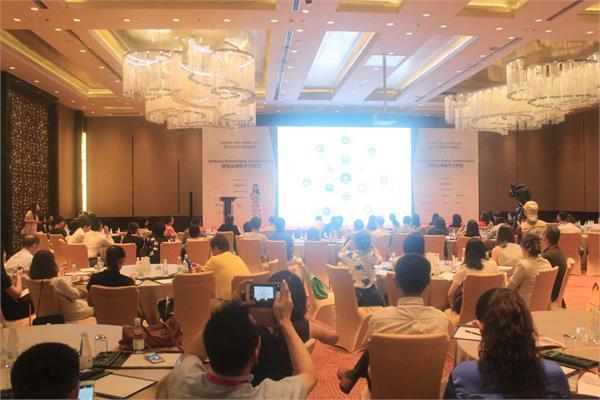 騰訊網(wǎng)絡(luò)媒體事業(yè)群策劃交付部總經(jīng)理范奕瑾主題演講